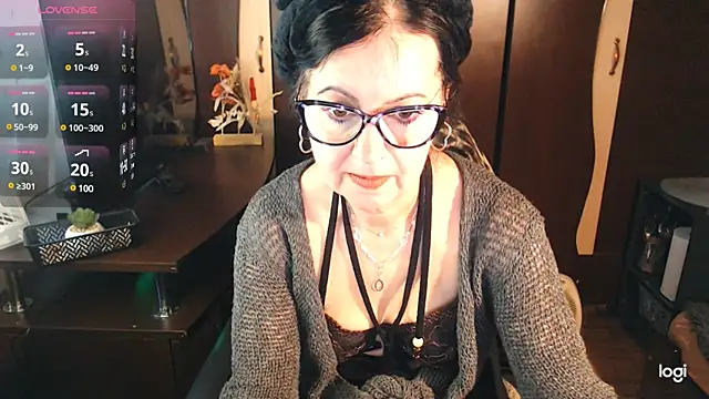 Snapshot of exymilf_ chatting on 1, 2, 2025 exymilf online show from 1, 2, 2025