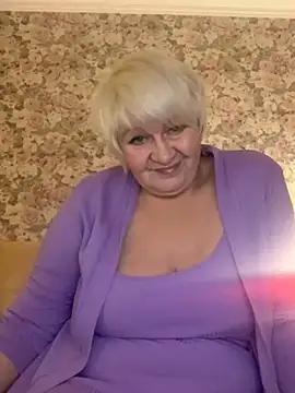 Snapshot of Laura_Millf chatting on 13, 1, 2025 Laura Millf online show from 13, 1, 2025