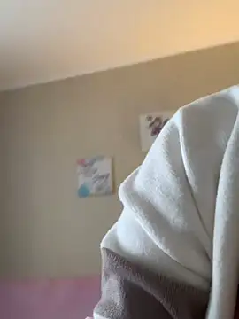 Snapshot of Laura_Millf chatting on 15, 1, 2025 Laura Millf online show from 15, 1, 2025