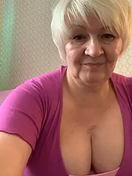 Snapshot of Laura_Millf chatting on 16, 1, 2025 Laura Millf online show from 16, 1, 2025