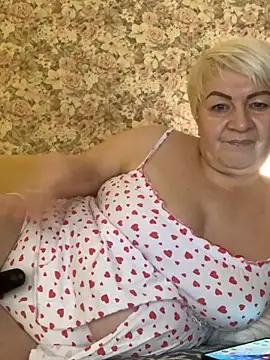 Snapshot of Laura_Millf chatting on 24, 1, 2025 Laura Millf online show from 24, 1, 2025