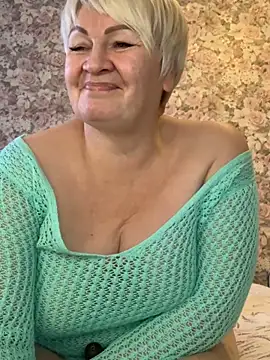 Snapshot of Laura_Millf chatting on 16, 2, 2025 Laura Millf online show from 16, 2, 2025