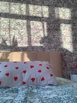 Snapshot of Laura_Millf chatting on 20, 2, 2025 Laura Millf online show from 20, 2, 2025