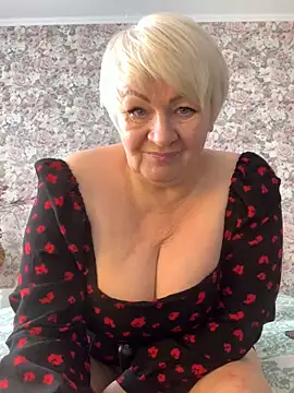 Snapshot of Laura_Millf chatting on 3, 3, 2025 Laura Millf online show from 3, 3, 2025