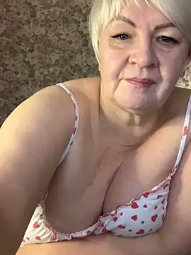 Snapshot of Laura_Millf chatting on 9, 3, 2025 Laura Millf online show from 9, 3, 2025