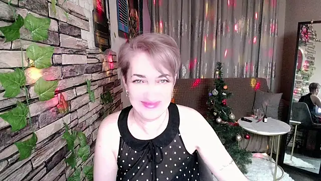 Hot Girl87 online show from 9, 1, 2025