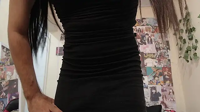 Snapshot of moon_hill chatting on 1, 3, 2025 moon hill online show from 1, 3, 2025