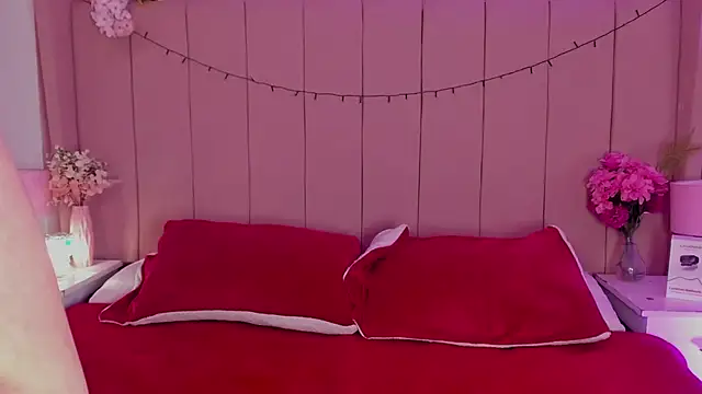 MollyBigBoobs12 online show from 6, 11, 2025