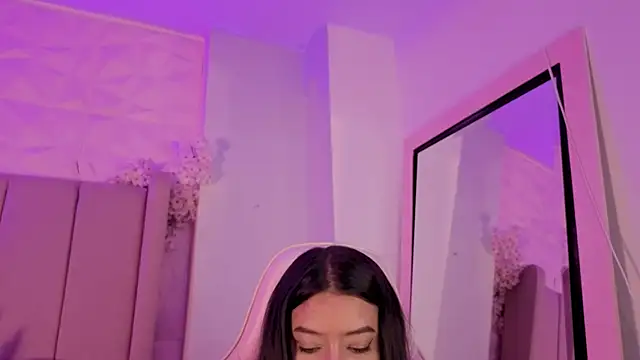 MollyBigBoobs12 online show from 23, 6, 2026