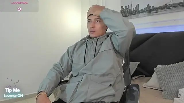 Snapshot of Damian23__ chatting on 10, 2, 2026 Damian23 online show from 10, 2, 2026