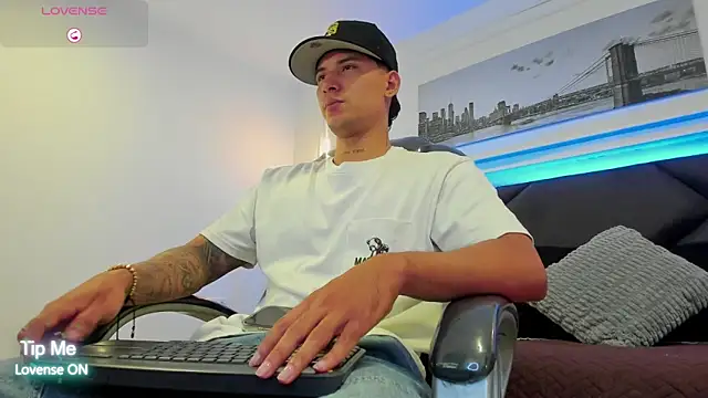 Snapshot of Damian23__ chatting on 14, 2, 2026 Damian23 online show from 14, 2, 2026