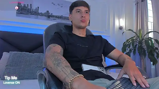 Snapshot of Damian23__ chatting on 16, 3, 2026 Damian23 online show from 16, 3, 2026