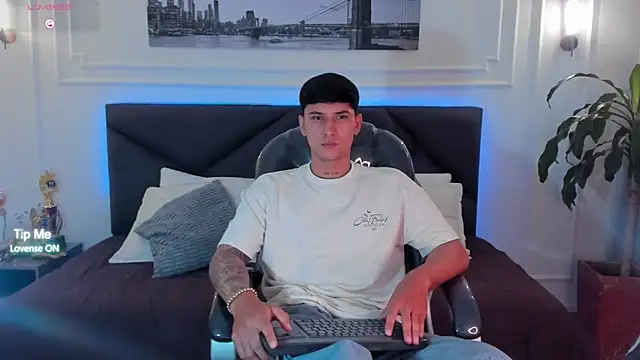 Snapshot of Damian23__ chatting on 21, 3, 2026 Damian23 online show from 21, 3, 2026