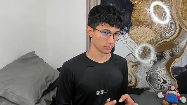 Alexx tc online show from 13, 4, 2026