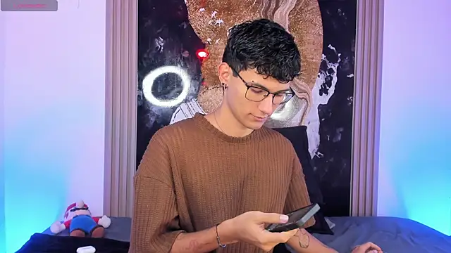 Alexx tc online show from 17, 4, 2026