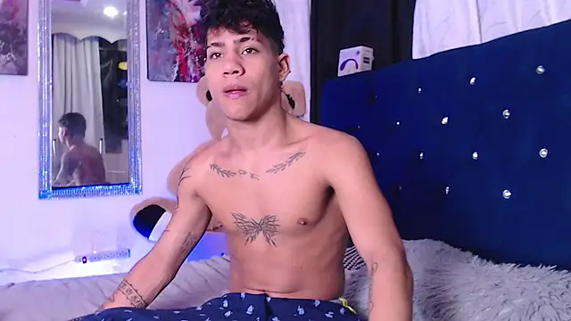 Sexys Boys Hot1 online show from 13, 10, 2025