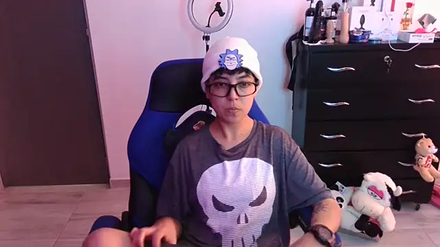 thomascooper7 online show from 10, 11, 2025