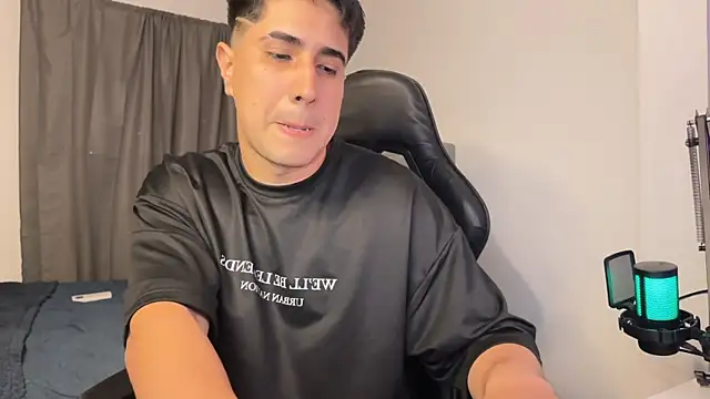 dereckbrownn online show from 7, 12, 2024