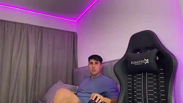 dereckbrownn online show from 4, 11, 2025