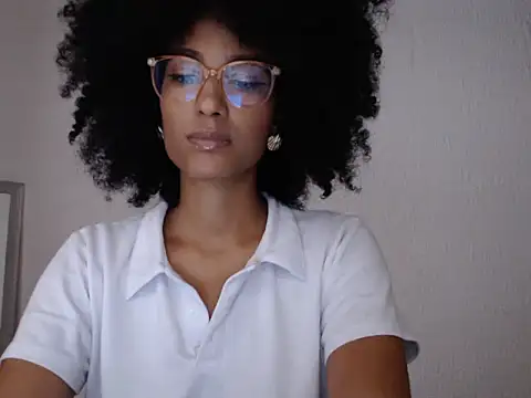Snapshot of violettamartins chatting on 11, 5, 2026 violettamartins online show from 11, 5, 2026