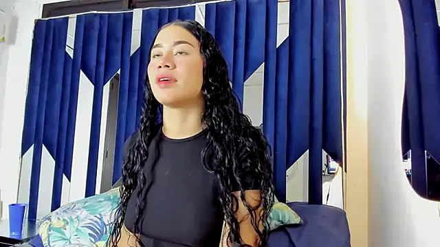 Snapshot of Sofia-candyht chatting on 20, 12, 2024 Sofia-candyht online show from 20, 12, 2024