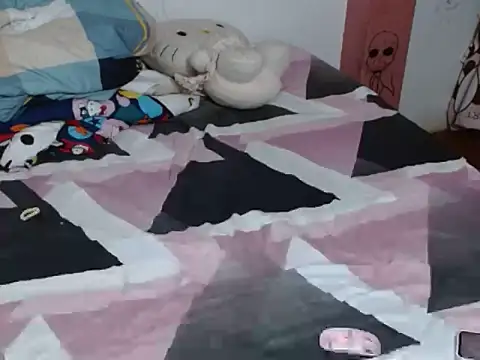 Snapshot of Avoa_26 chatting on 18, 12, 2025 Avoa 26 online show from 18, 12, 2025