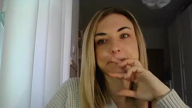 Snapshot of ashley_xlove chatting on 24, 1, 2025 ashley xlove online show from 24, 1, 2025