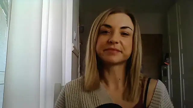 Snapshot of ashley_xlove chatting on 4, 3, 2025 ashley xlove online show from 4, 3, 2025