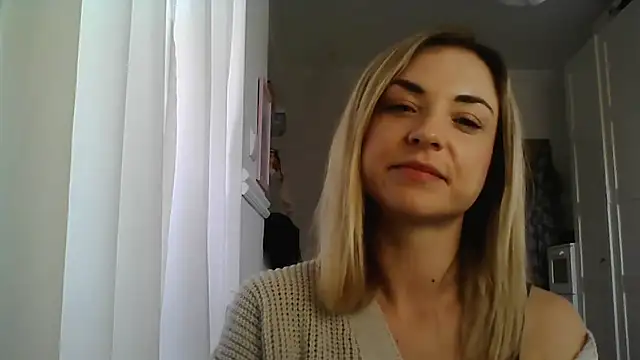 Snapshot of ashley_xlove chatting on 12, 3, 2025 ashley xlove online show from 12, 3, 2025