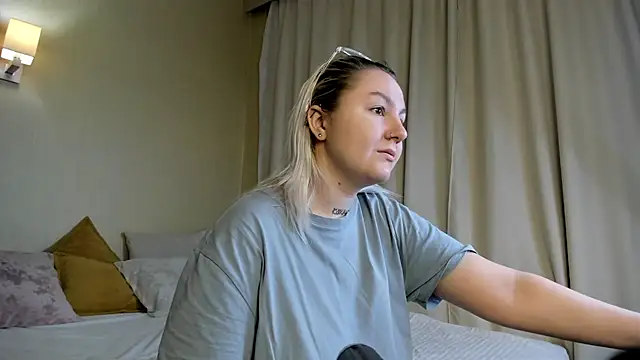 Snapshot of Debbie_Taylor chatting on 29, 12, 2024 Debbie Taylor online show from 29, 12, 2024