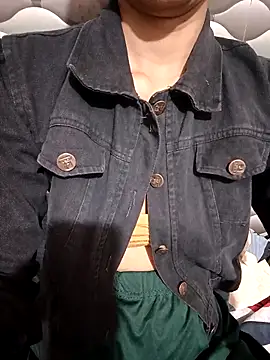 Snapshot of Rajni-Mehra chatting on 21, 11, 2025 Rajni-Mehra online show from 21, 11, 2025