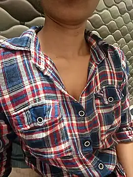 Snapshot of Rajni-Mehra chatting on 30, 11, 2025 Rajni-Mehra online show from 30, 11, 2025