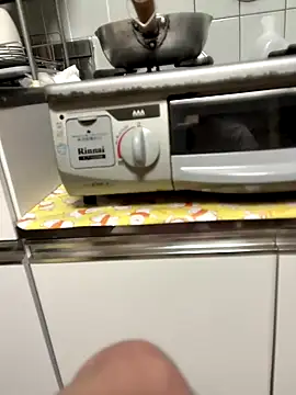 Snapshot of SaneService9 chatting on 30, 10, 2025 SaneService9 online show from 30, 10, 2025