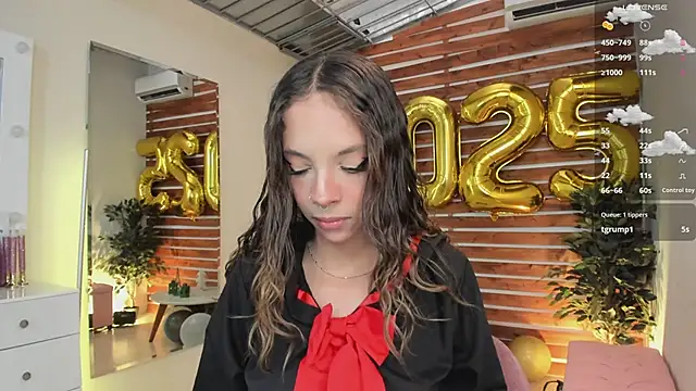 Sapphire Venuss online show from 5, 1, 2025