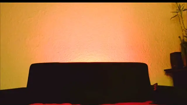 Snapshot of miabeautyxx chatting on 1, 3, 2025 miabeautyxx online show from 1, 3, 2025