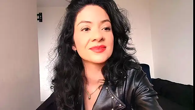 miabeautyxx online show from 11, 3, 2026