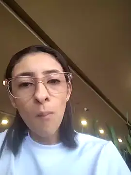 Snapshot of thedianakaro chatting on 5, 12, 2024 thedianakaro online show from 5, 12, 2024