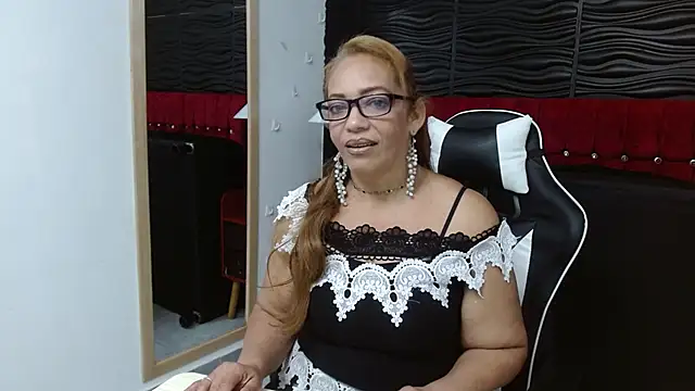 Snapshot of PervertedMature chatting on 2, 3, 2025 PervertedMature online show from 2, 3, 2025