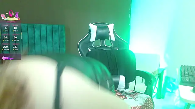 Snapshot of PervertedMature chatting on 11, 9, 2025 PervertedMature online show from 11, 9, 2025