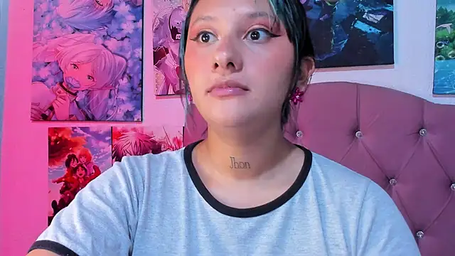 Snapshot of Mila_nixon02 chatting on 10, 7, 2026 Mila nixon02 online show from 10, 7, 2026