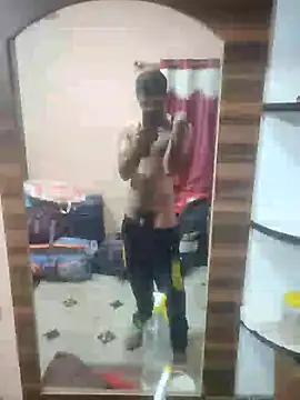 loganwollf online show from 28, 1, 2025