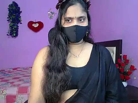 Snapshot of Hot_Maleka chatting on 13, 5, 2026 Hot Maleka online show from 13, 5, 2026