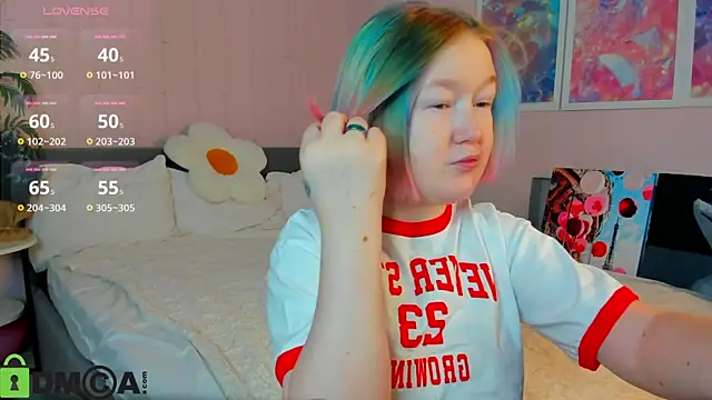 Snapshot of Sara_Robinson chatting on 9, 1, 2026 Sara Robinson online show from 9, 1, 2026