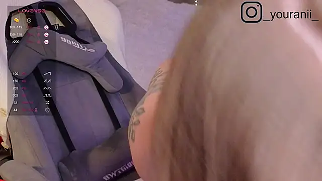 Snapshot of Annaa_Banana chatting on 12, 1, 2025 Annaa Banana online show from 12, 1, 2025