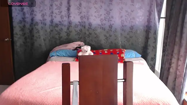 miia-big1boobs  online show from 29, 5, 2026