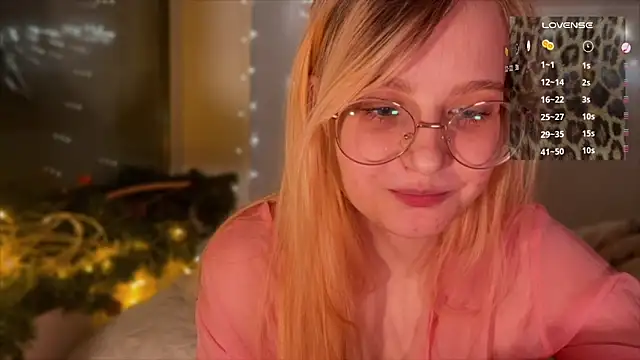 JacyWinslat online show from 3, 2, 2025