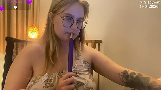 JacyWinslat online show from 19, 4, 2026