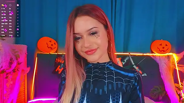 AlinaWalters online show from 28, 10, 2025