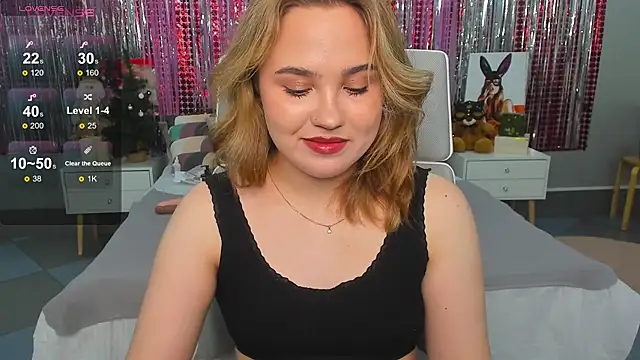 Snapshot of Sweet_muffin00 chatting on 6, 12, 2024 Sweet muffin00 online show from 6, 12, 2024