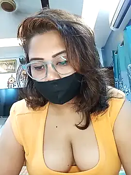 Cute-mona online show from 19, 9, 2025